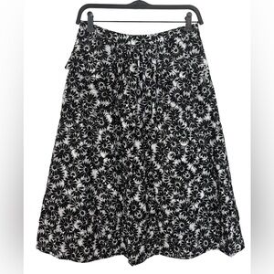 Lafayette 148 Black & White Embroidered Floral A Line Skirt Size 2